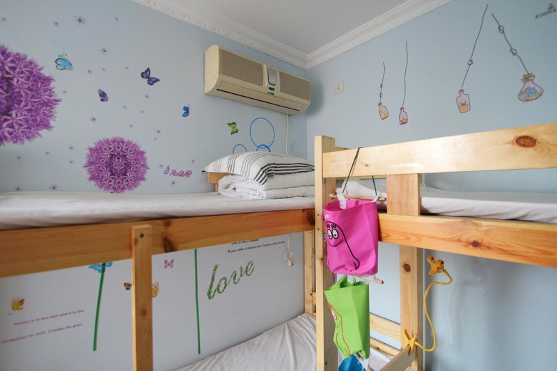 Renzai Lvtu Hostel Guest Room