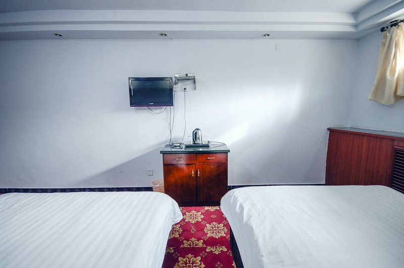 Runfeng Hotel Guest Room