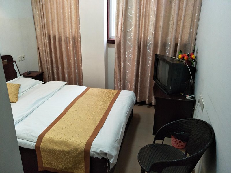 Longshun Business HostelGuest Room
