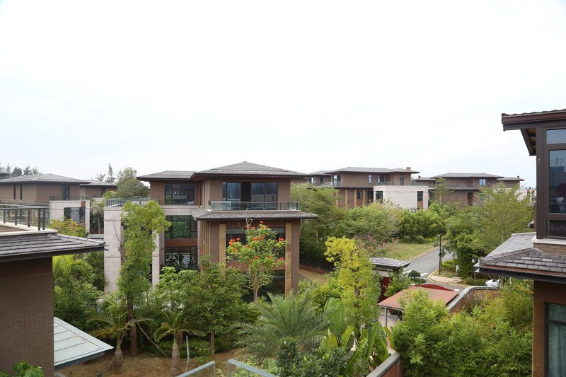 Yifeng Yaju Villa Hotel Over view