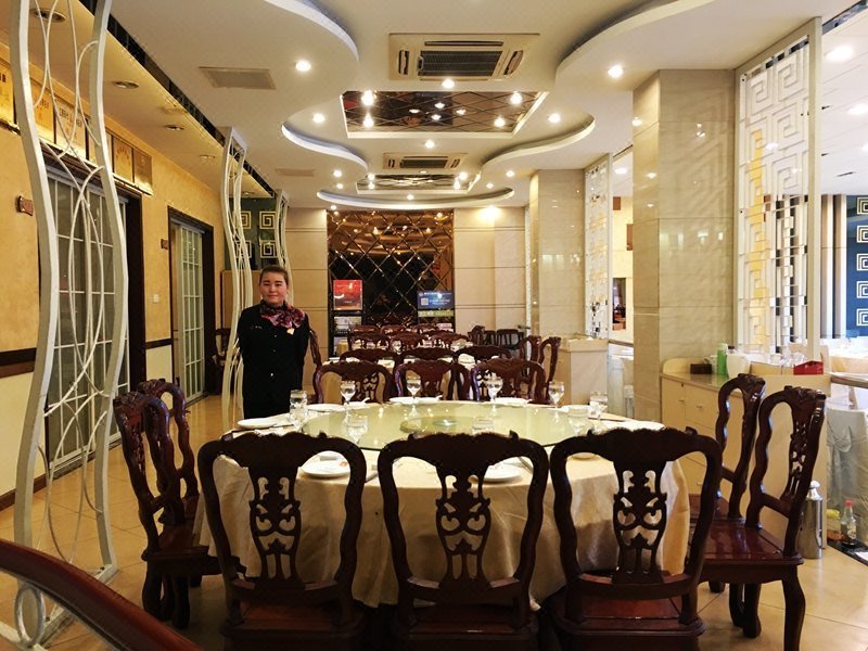 Hetun Shijia Business Hotel Restaurant