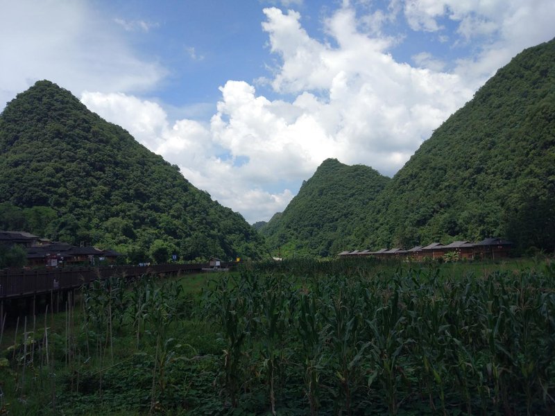 Weiyin Shuiyunjian ManorOver view