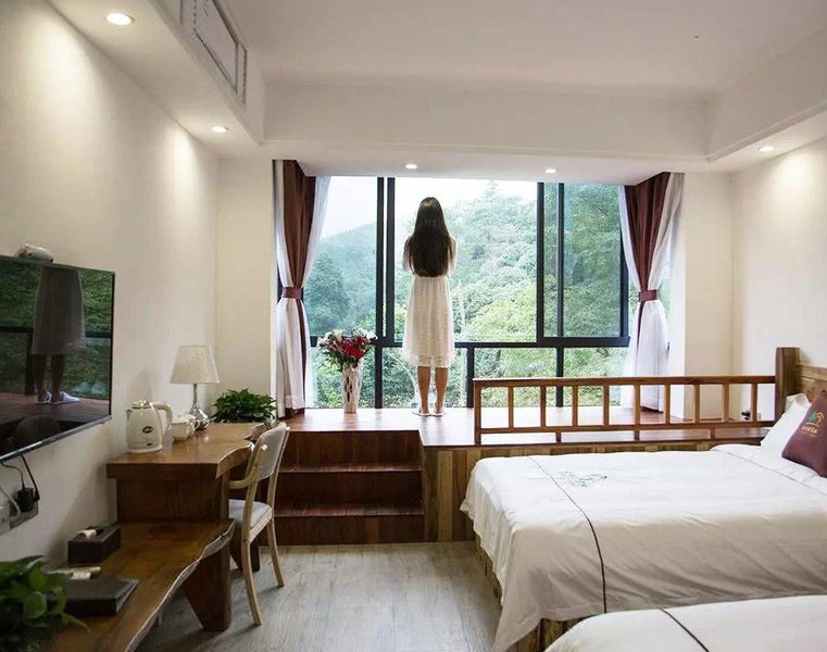 Dongjiang Lake Senlinli CampGuest Room
