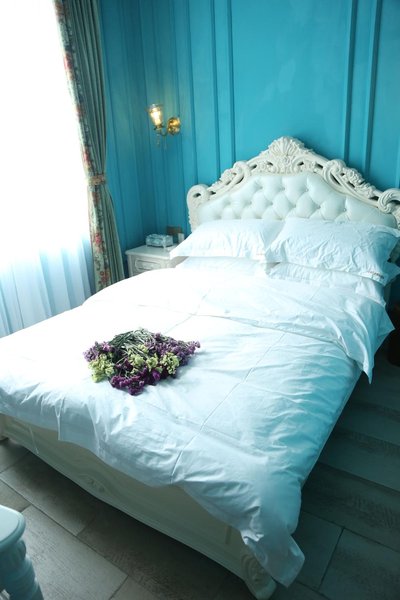 YUN XI  FLOWER OF HOTEL Guest Room