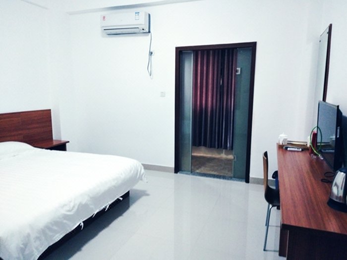 tongchanggongyuGuest Room