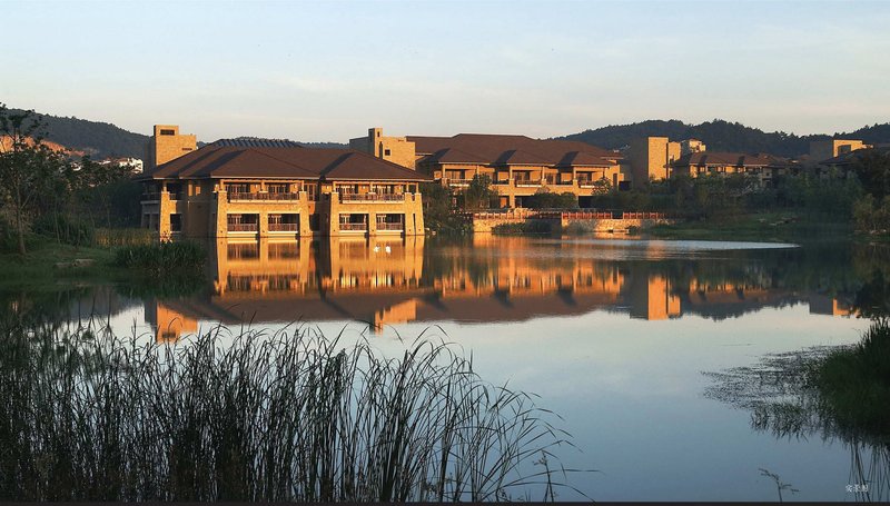 Narada Resort & Spa Liangzhu Over view