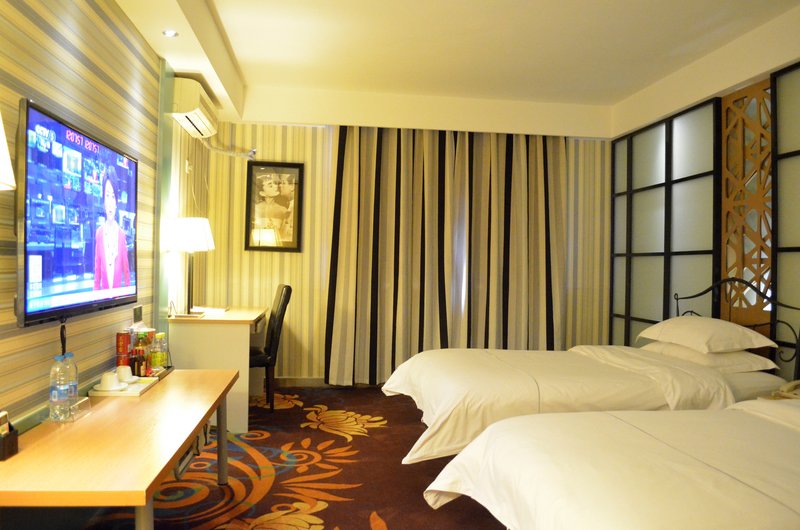 CN HotelGuest Room