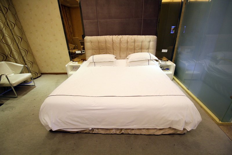 Jianpu Themed Hotel Guest Room