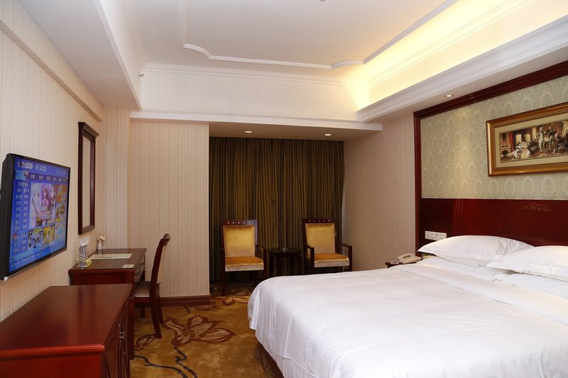 Vienna Hotel (Shenzhen Bagua Road)Guest Room