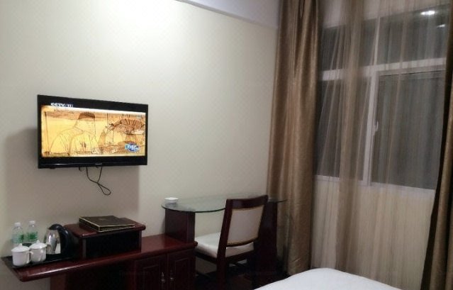 Ruili Fanghe Hotel Guest Room
