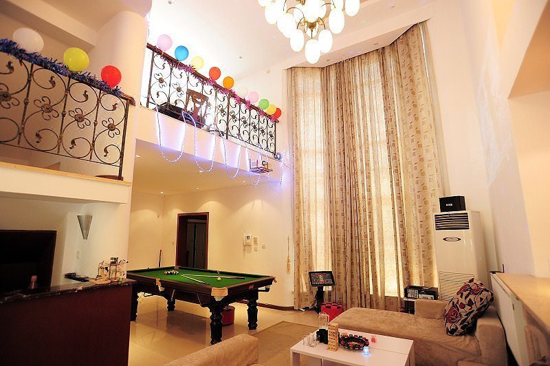 Zhaiyitian Home Party Villa (Shanghai Lancuiyuan)Hotel public area