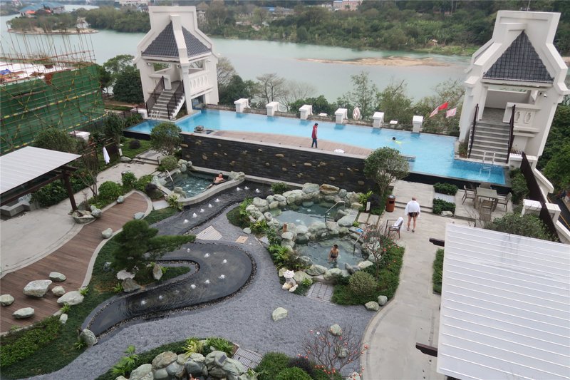 Biquan Kongzhong Hot Spring Hotel Over view