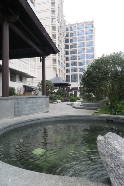 Biquan Kongzhong Hot Spring Hotel Over view