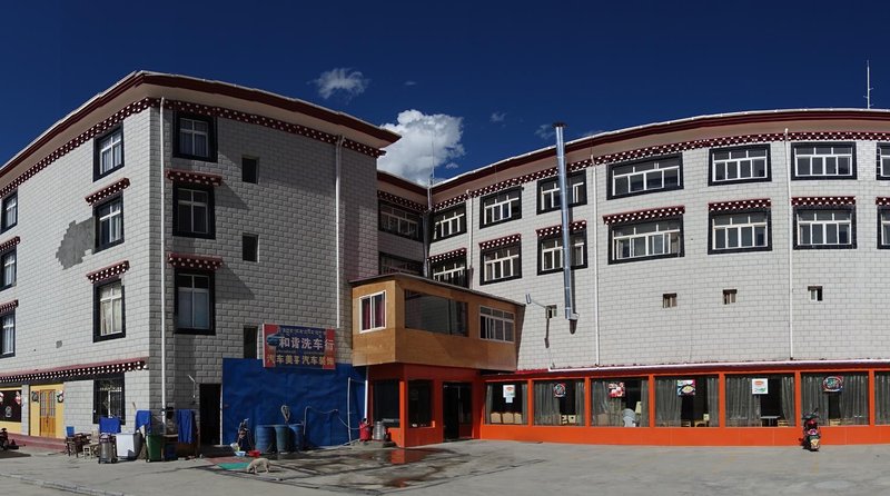 Lingzhi Hexiezhaxi HotelOver view