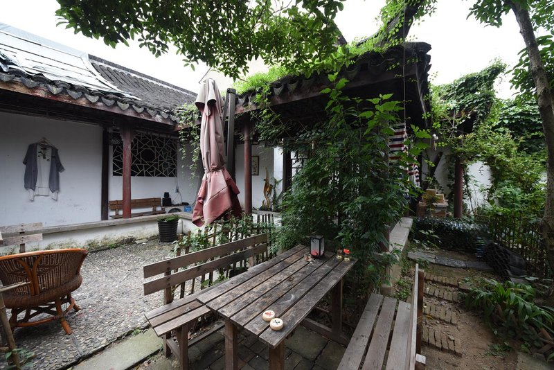 The SuZhou HuXiangSi Youth HostelOver view