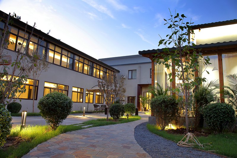 Leading Opulence Hotel Over view