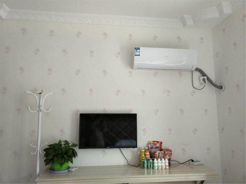 Grove hotel Guest Room