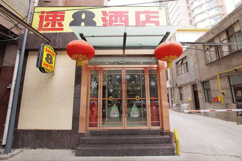 super8 hotel Over view