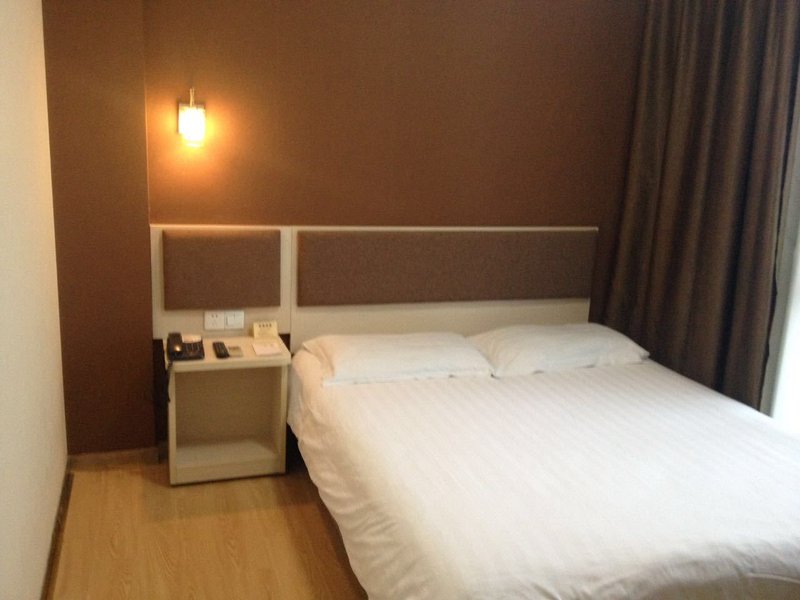 Motel 168 Renmin West Road NantongGuest Room