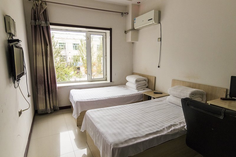 Fushun Inn Guest Room