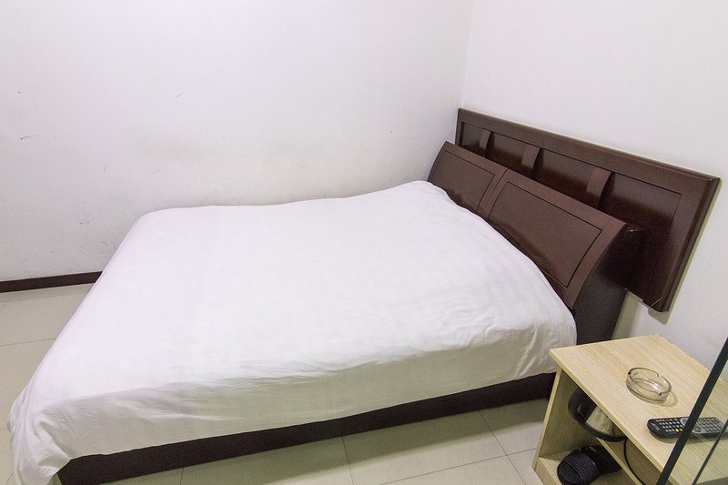 Fushun Inn Guest Room