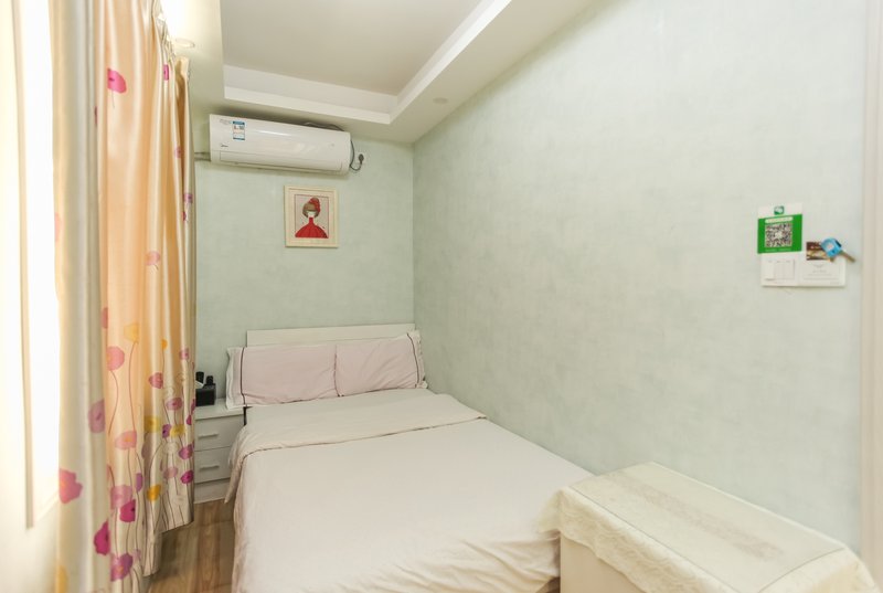 Tea House Hotel Guest Room