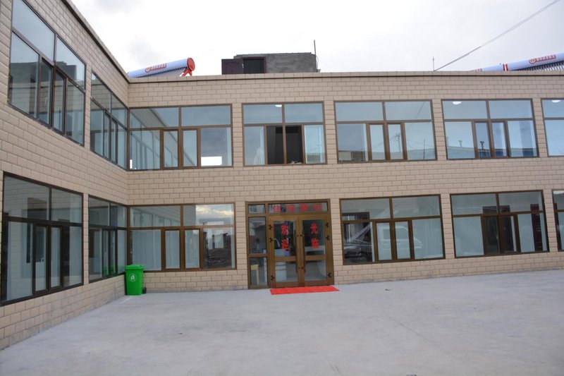 Penglai Business Hostel Over view