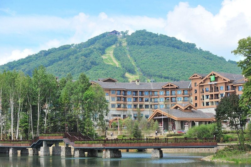 Wanda Jin Suites Changbaishan Over view