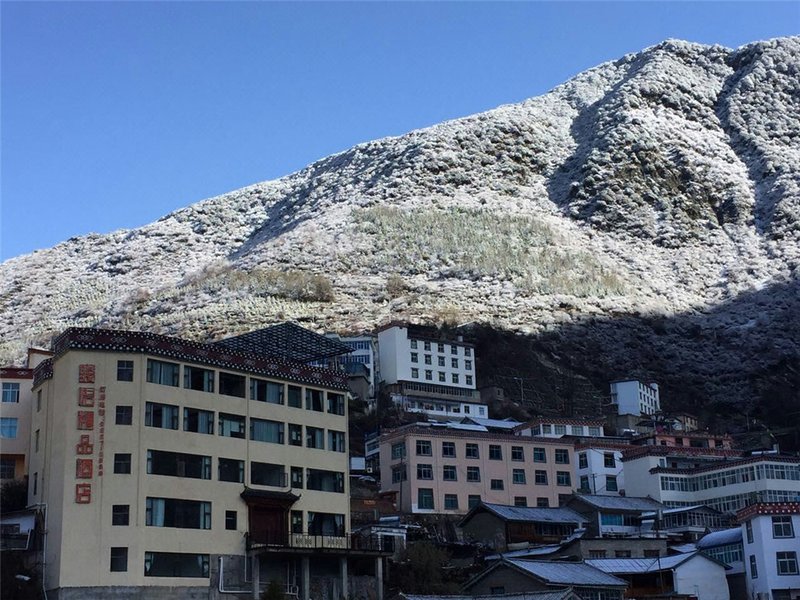 junyi hotel Over view