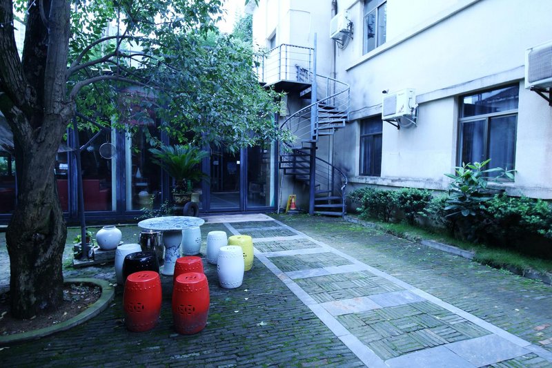 jingdezhen international youth hostel Over view