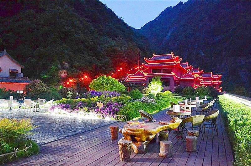 Taihe health care home in Wudang mountains over view