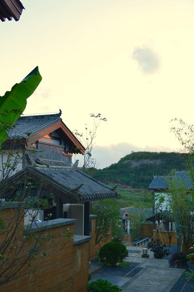 Zhaozhuang Songfengju Hotel Over view