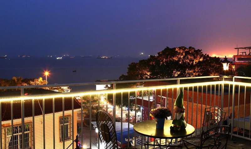 Xiamen Longine Villa Seaside Inn Over view