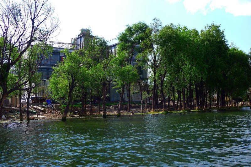 Yunzui Haitang Lakeview InnOver view