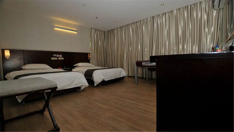 yanglinggaoxinjiudian 客房