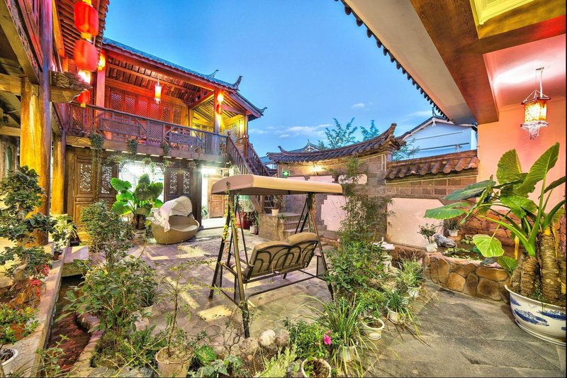 Lijiang Yu Shu Tang Inn Over view