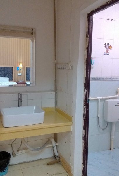 To bentley business hotelOther