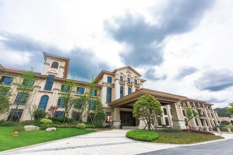 Landison Longjing Resort Over view