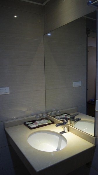 Longwan Holiday Hotel Guest Room