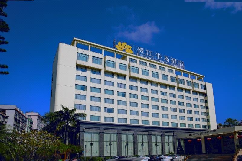 Hejiang Peninsula Hotel