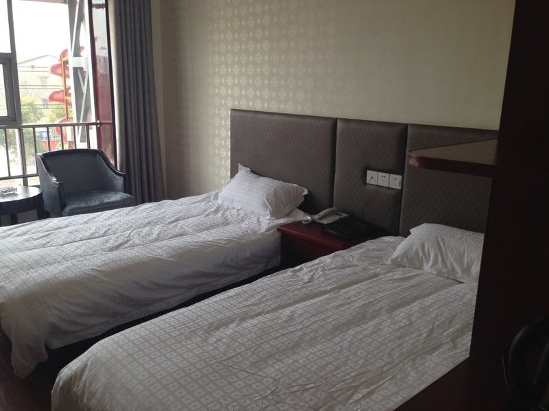 Huanggang 0713 Hotel Guest Room
