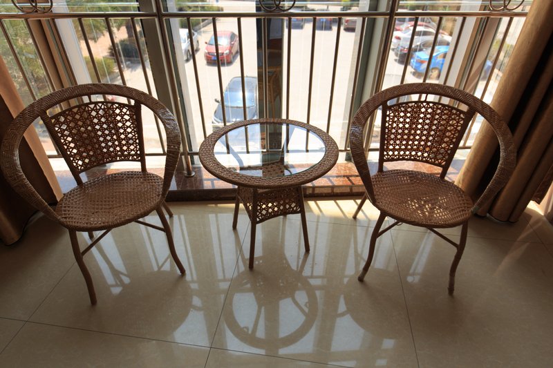 Rongan terrigenous Business Hotel Guest Room