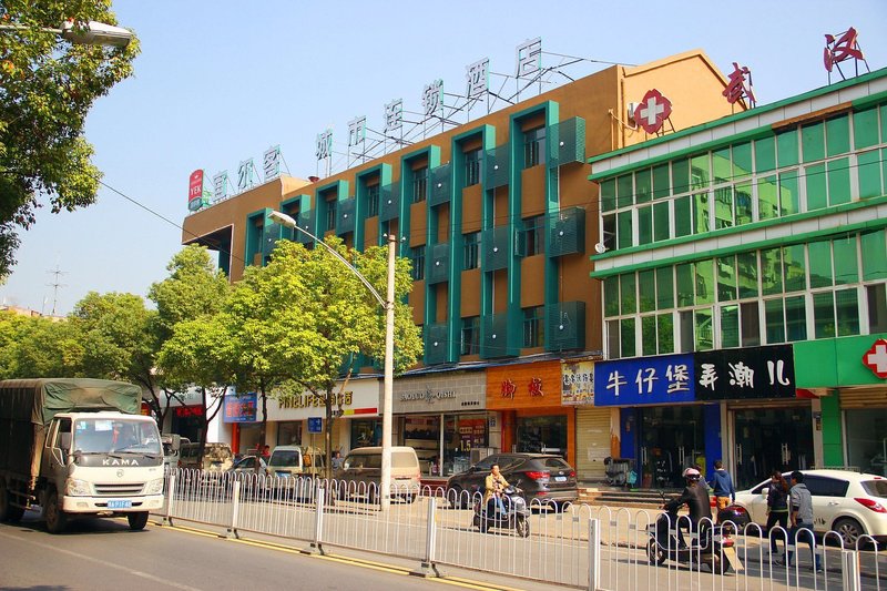 Yi'erke City Chain Hotel Huquan Branch Over view
