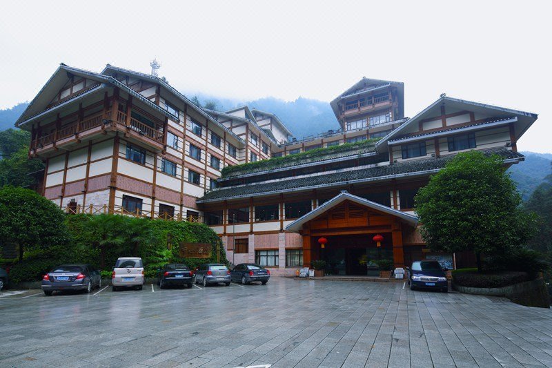 Longsheng Hot Spring ResortOver view