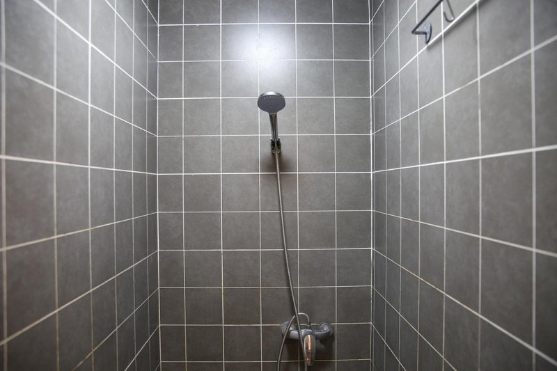 Run Wild Hostel Guest Room