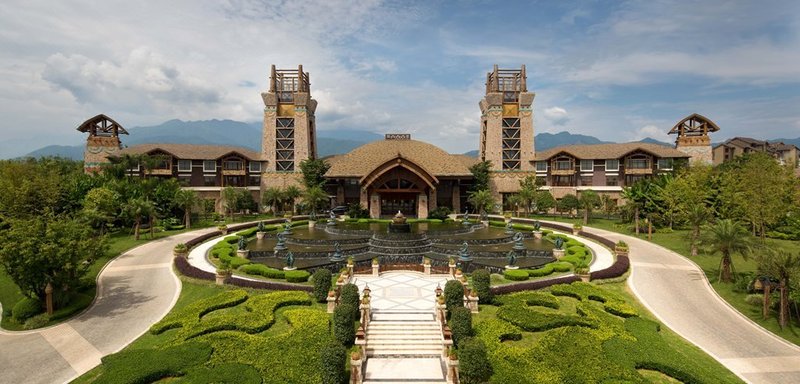 Languang Jizhuang Woolala Family Theme Hotel Over view