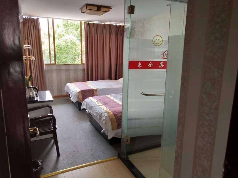 Dongquan Business Hotel Guest Room