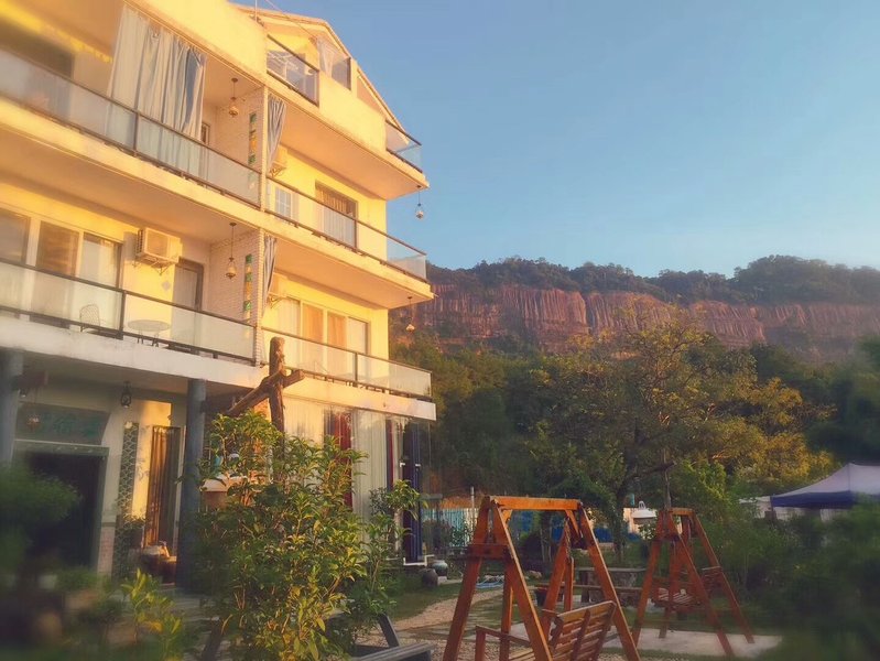 Pause Home HotelOver view