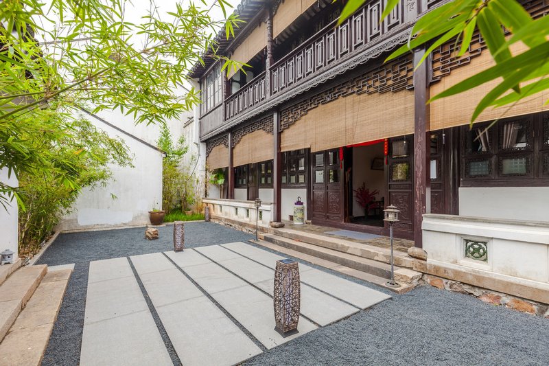  酒店外观