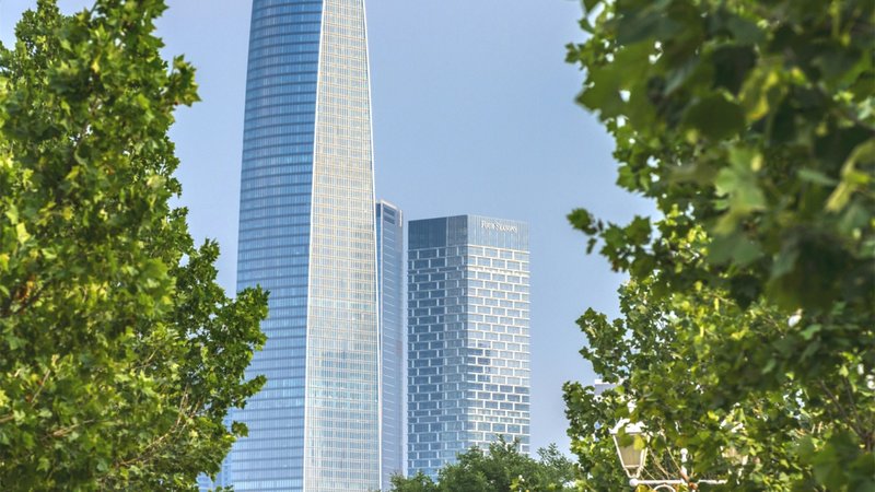 Four Seasons Hotel Tianjin Over view